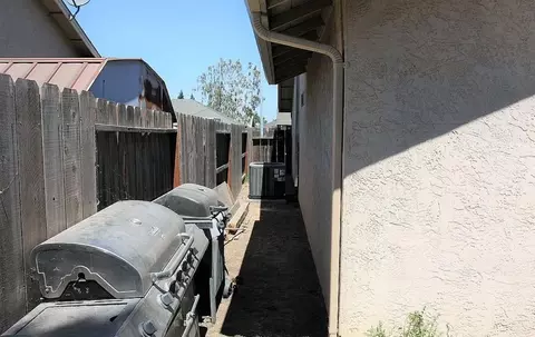 Exterior - 366 March Dr, Manteca, CA 95336 photo 7 of 8