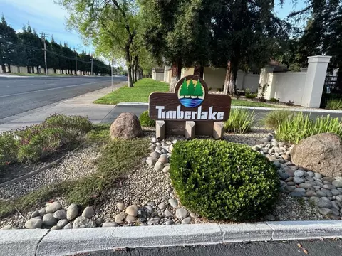 3700 Tully Rd #60, Modesto, CA 95356
