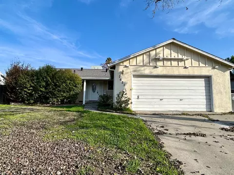 7621 Lytle St, Sacramento, CA 95832
