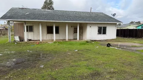 1830 8th Ave, Olivehurst, CA 95961 photo 1