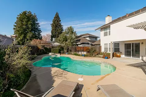1912 Lakeshore Dr, Modesto, CA 95355 photo 31