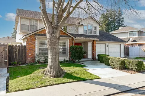 1912 Lakeshore Dr, Modesto, CA 95355 photo 1