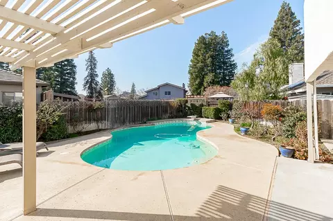 1912 Lakeshore Dr, Modesto, CA 95355 photo 29
