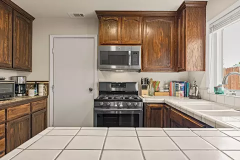 5370 3rd St, Rocklin, CA 95677 photo 13