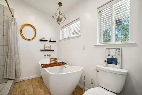Bath - 2708 Paymaster Trl, Cool, CA 95614 photo 6 of 7