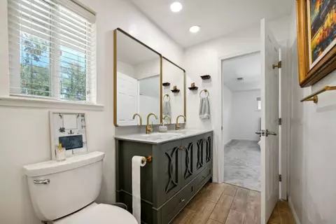 Bath - 2708 Paymaster Trl, Cool, CA 95614 photo 7 of 7