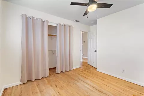 Bedroom - 9521 Pershing Ave, Orangevale, CA 95662 photo 5 of 7