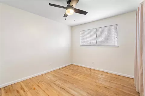 Bedroom - 9521 Pershing Ave, Orangevale, CA 95662 photo 4 of 7