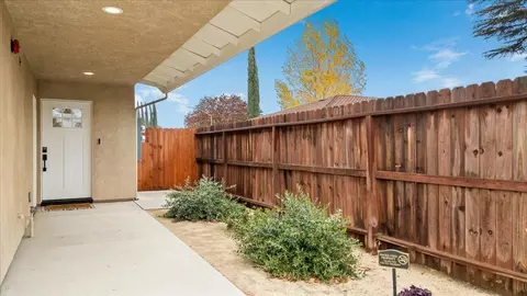 3017 E Orangeburg Ave, Modesto, CA 95355 photo 6