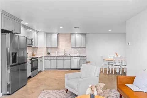 3017 E Orangeburg Ave, Modesto, CA 95355 photo 14