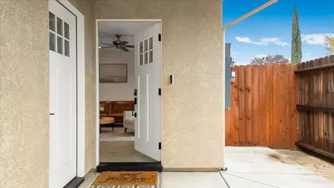 3017 E Orangeburg Ave, Modesto, CA 95355 photo 7