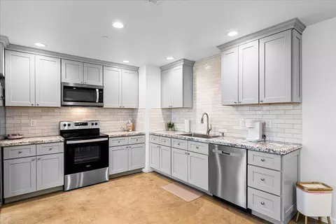 3017 E Orangeburg Ave, Modesto, CA 95355 photo 19