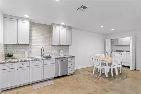 3017 E Orangeburg Ave, Modesto, CA 95355 photo 21