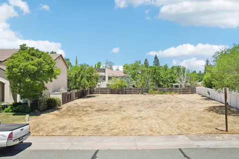 8504 Allister Way, Elk Grove, CA 95624