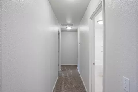 Entry Way - 4190 N Berkeley Ave, Turlock, CA 95382 photo 3 of 3