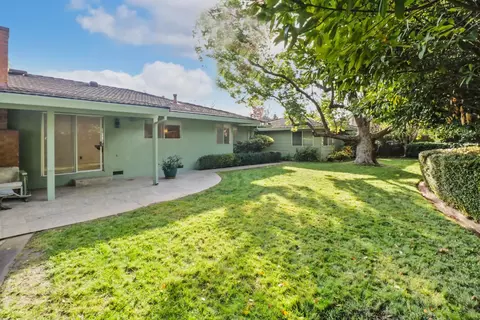 Exterior - 1835 Jay Ct, Carmichael, CA 95608 photo 3 of 18