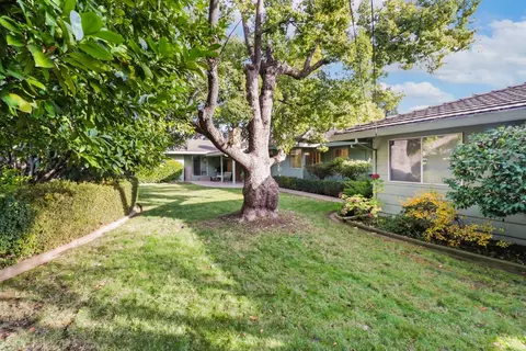Exterior - 1835 Jay Ct, Carmichael, CA 95608 photo 6 of 18