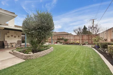 Exterior - 1133 N Ham Ln, Lodi, CA 95242 photo 8 of 14