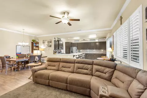 1090 Di Maggio Way, Galt, CA 95632 photo 10