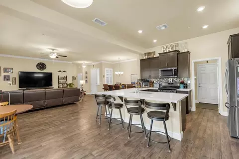 1090 Di Maggio Way, Galt, CA 95632 photo 16