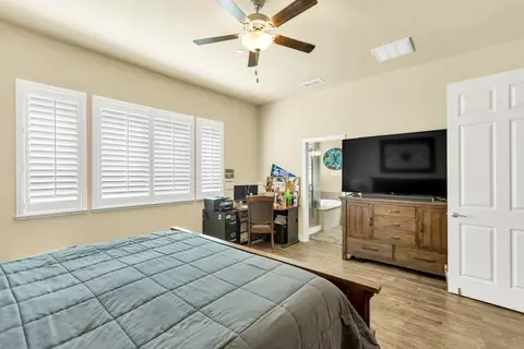1090 Di Maggio Way, Galt, CA 95632 photo 33