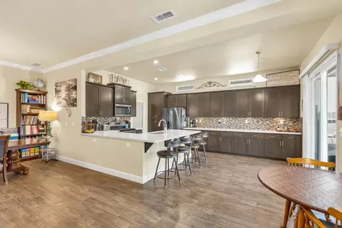 1090 Di Maggio Way, Galt, CA 95632 photo 13