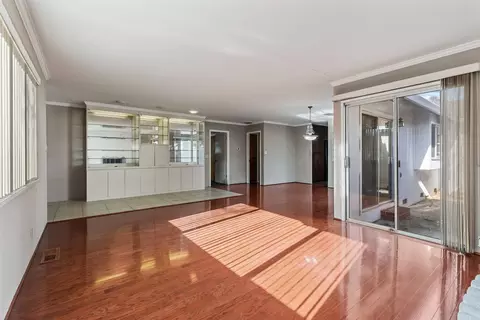 Living - 409 Coldwell Ave, Modesto, CA 95354 photo 3 of 5