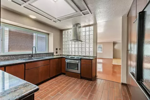 Kitchen - 409 Coldwell Ave, Modesto, CA 95354 photo 2 of 4