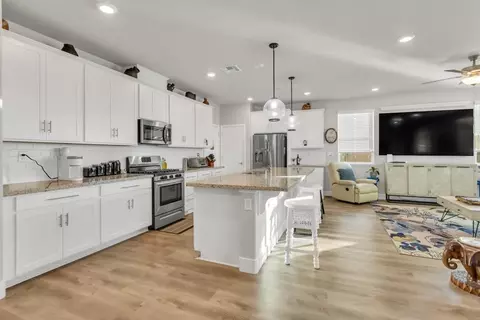 662 Nathaniel Ave, Galt, CA 95632 photo 9