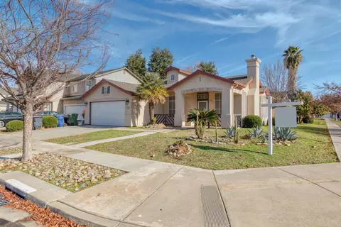 Exterior - 4206 Merchant Ln, Turlock, CA 95382 photo 2 of 12