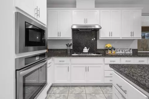 1361 Joann St, Manteca, CA 95337 photo 9
