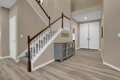 Entry Way - 503 Quail Run Cir, Tracy, CA 95377 photo 5 of 8