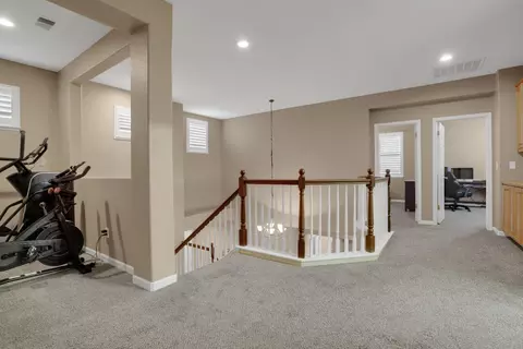 Entry Way - 503 Quail Run Cir, Tracy, CA 95377 photo 7 of 8