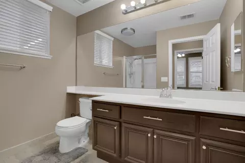 Bath - 503 Quail Run Cir, Tracy, CA 95377 photo 1 of 5