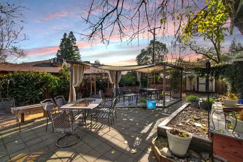 Exterior - 3540 Lani Ln, Carmichael, CA 95608 photo 5 of 20