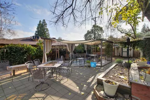 Exterior - 3540 Lani Ln, Carmichael, CA 95608 photo 6 of 20