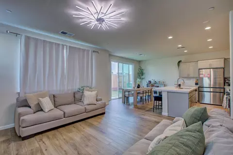 3930 Dedication Dr, Turlock, CA 95382 photo 4