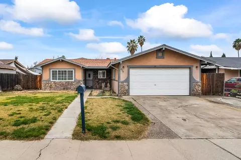 Exterior - 804 Orbit Ln, Modesto, CA 95351 photo 2 of 8