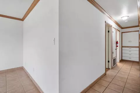 Entry Way - 804 Orbit Ln, Modesto, CA 95351 photo 4 of 4