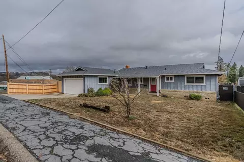 734 Elizabeth St, Jackson, CA 95642 photo 4