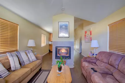 1002 Kirksey Dr, Turlock, CA 95382 photo 9