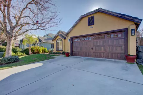 1002 Kirksey Dr, Turlock, CA 95382 photo 2