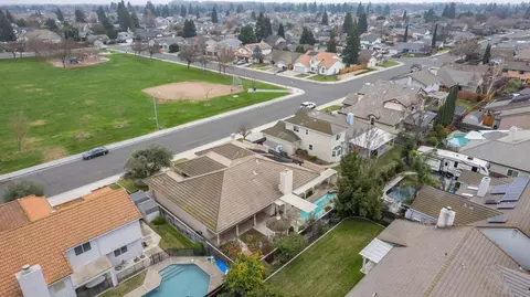 View/Area - 1143 Azalea St, Ripon, CA 95366 photo 4 of 15