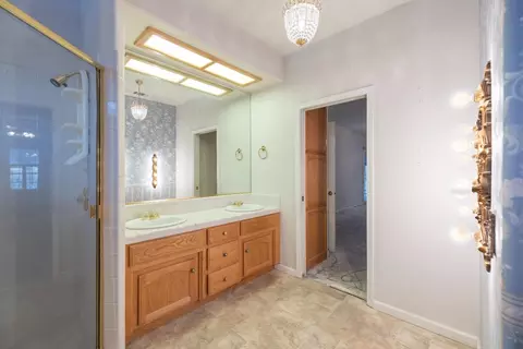 Bath - 1143 Azalea St, Ripon, CA 95366 photo 5 of 6