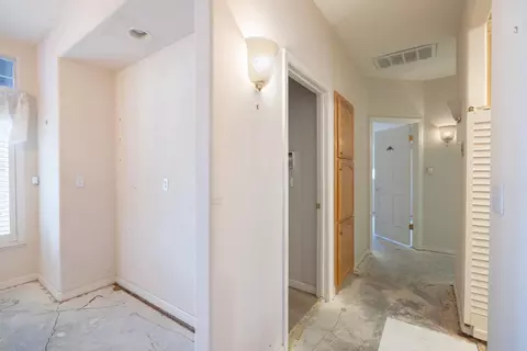 Entry Way - 1143 Azalea St, Ripon, CA 95366 photo 1 of 4