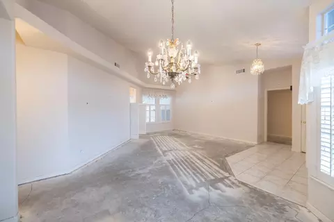 Living - 1143 Azalea St, Ripon, CA 95366 photo 3 of 12