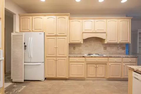 Kitchen - 1143 Azalea St, Ripon, CA 95366 photo 4 of 7