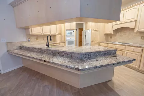 Kitchen - 1143 Azalea St, Ripon, CA 95366 photo 6 of 7