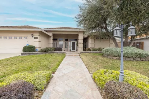 Exterior - 1143 Azalea St, Ripon, CA 95366 photo 2 of 16
