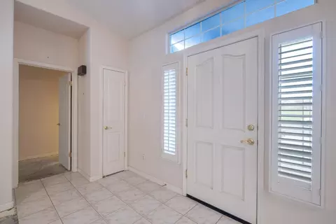 Entry Way - 1143 Azalea St, Ripon, CA 95366 photo 3 of 4